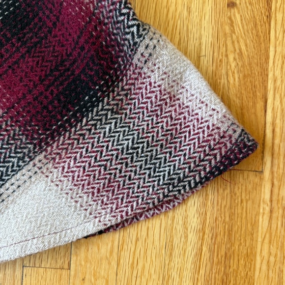 Super Cute Y2K Plaid High Waisted Mini Skirt - Picture 5 of 7